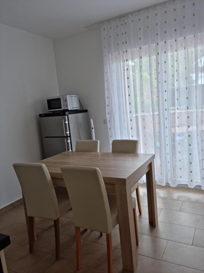 Appartments D&D เปโรย ภายนอก รูปภาพ